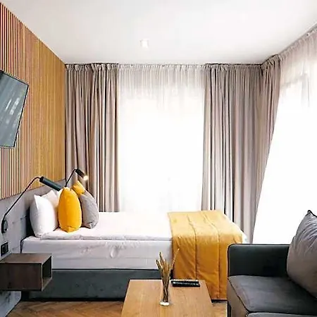 Jono Kalnelis Aparthotel 4*