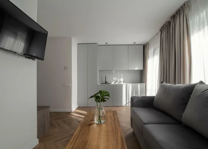 Ξενοδοχείο με διαμερίσματα Jono Kalnelis Κλαϊπέντα